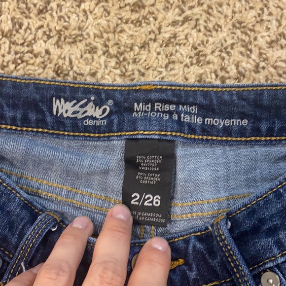 Mossimo denim jean shorts size 2 / 26 - Picture 2 of 3